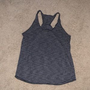 Lululemon Essential Tank Top 
Pleated - Heather Geey